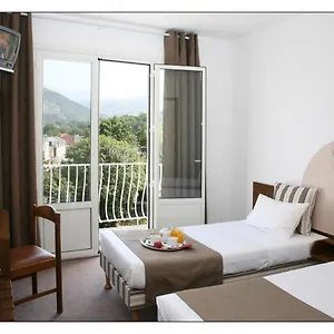 Notre Dame De La Sarte Hotel Lourdes